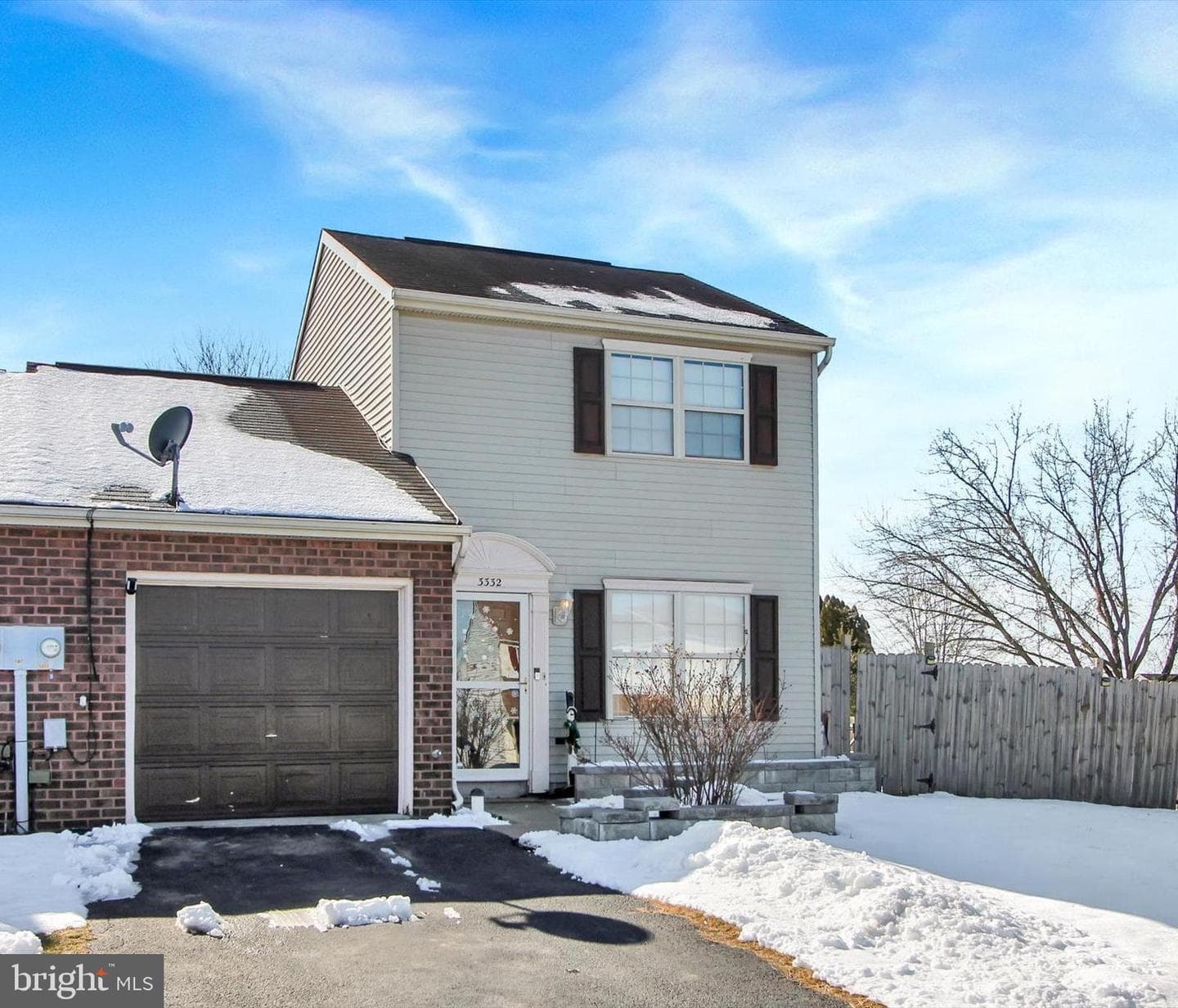 3332 Glen Hollow Drive photo 1