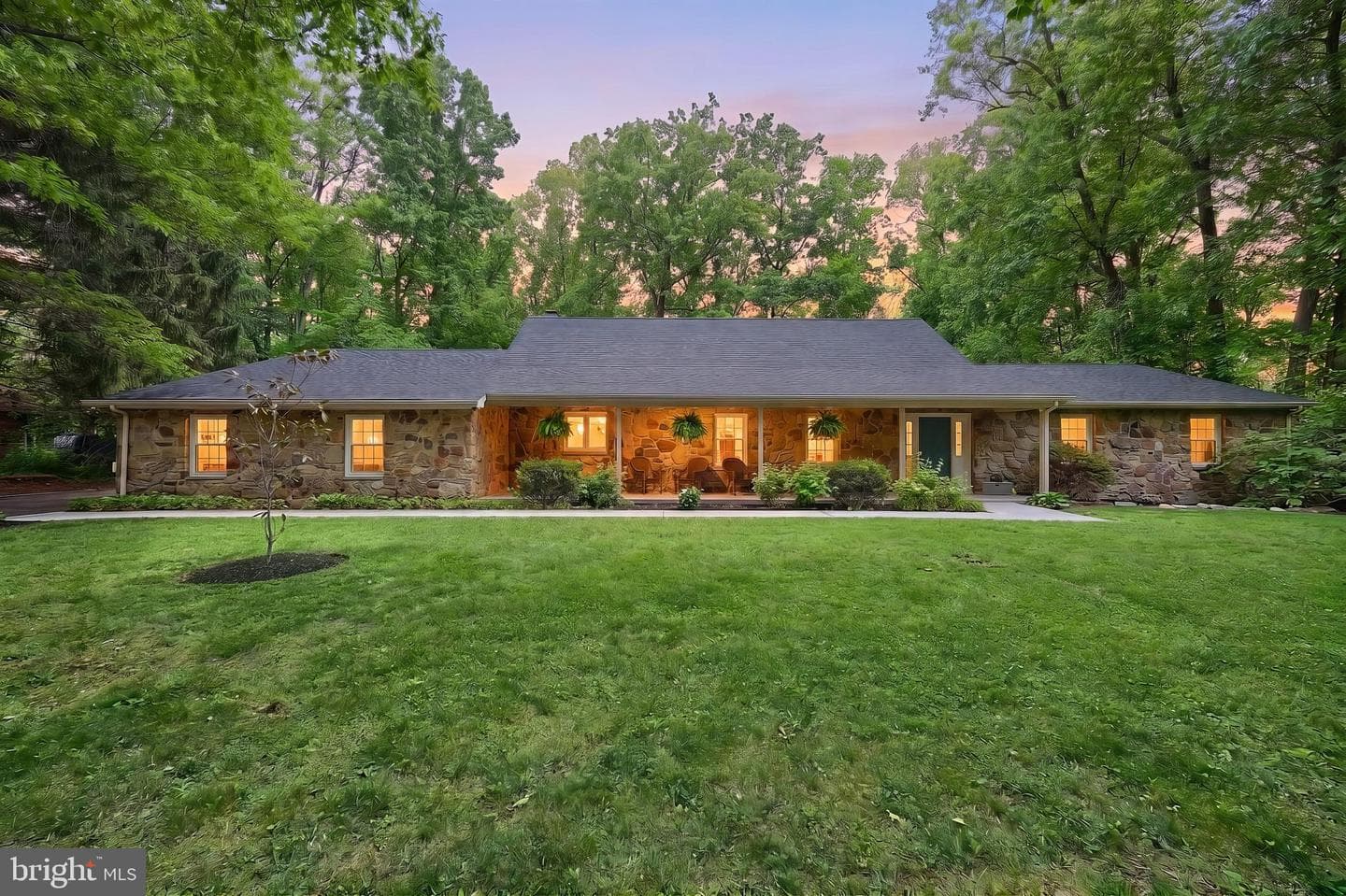 1701 Oakwood Drive