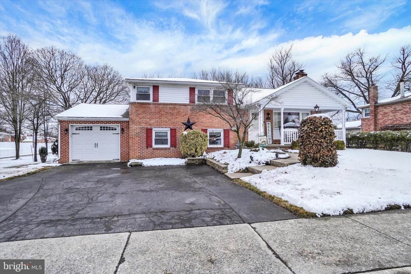 740 Sundale Drive photo 1