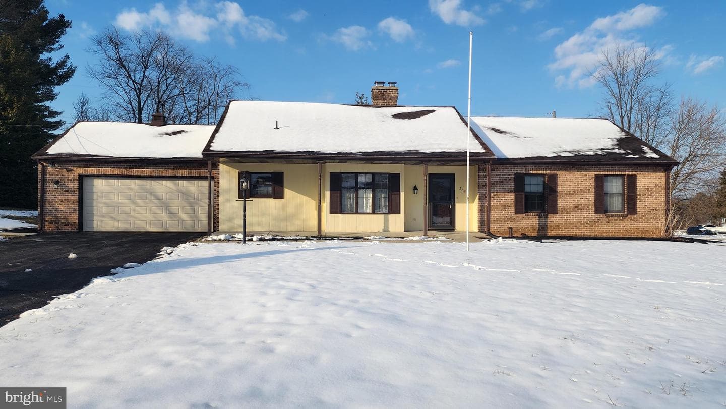 2881 Sunset Drive photo 1