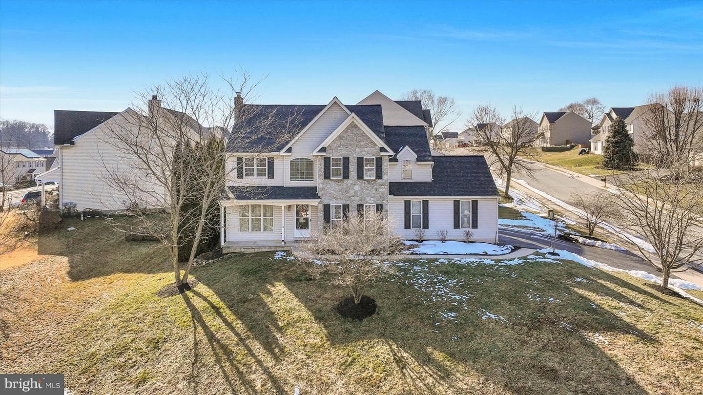 24 Rockdale Drive photo 1