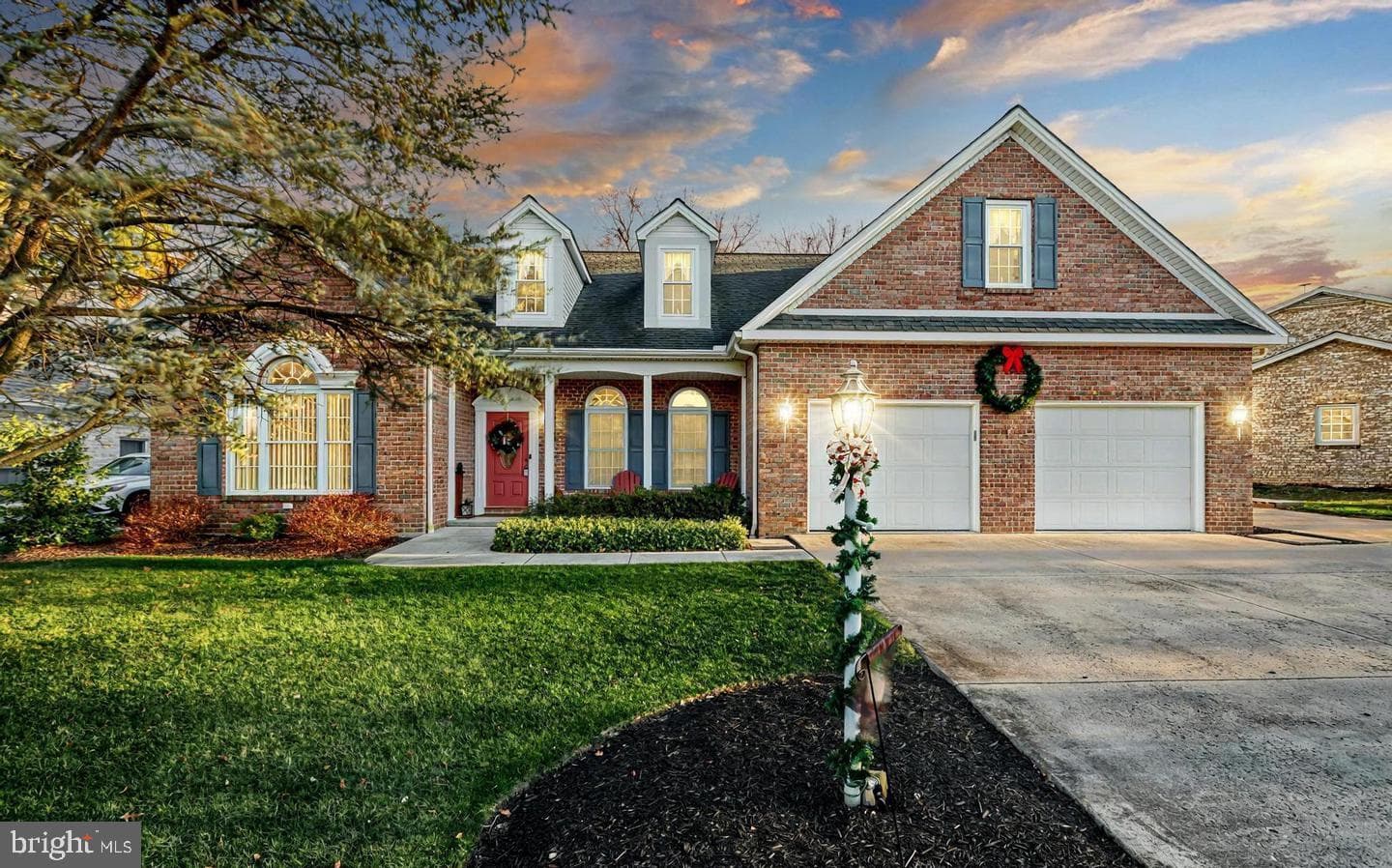 355 Dart Drive photo 1