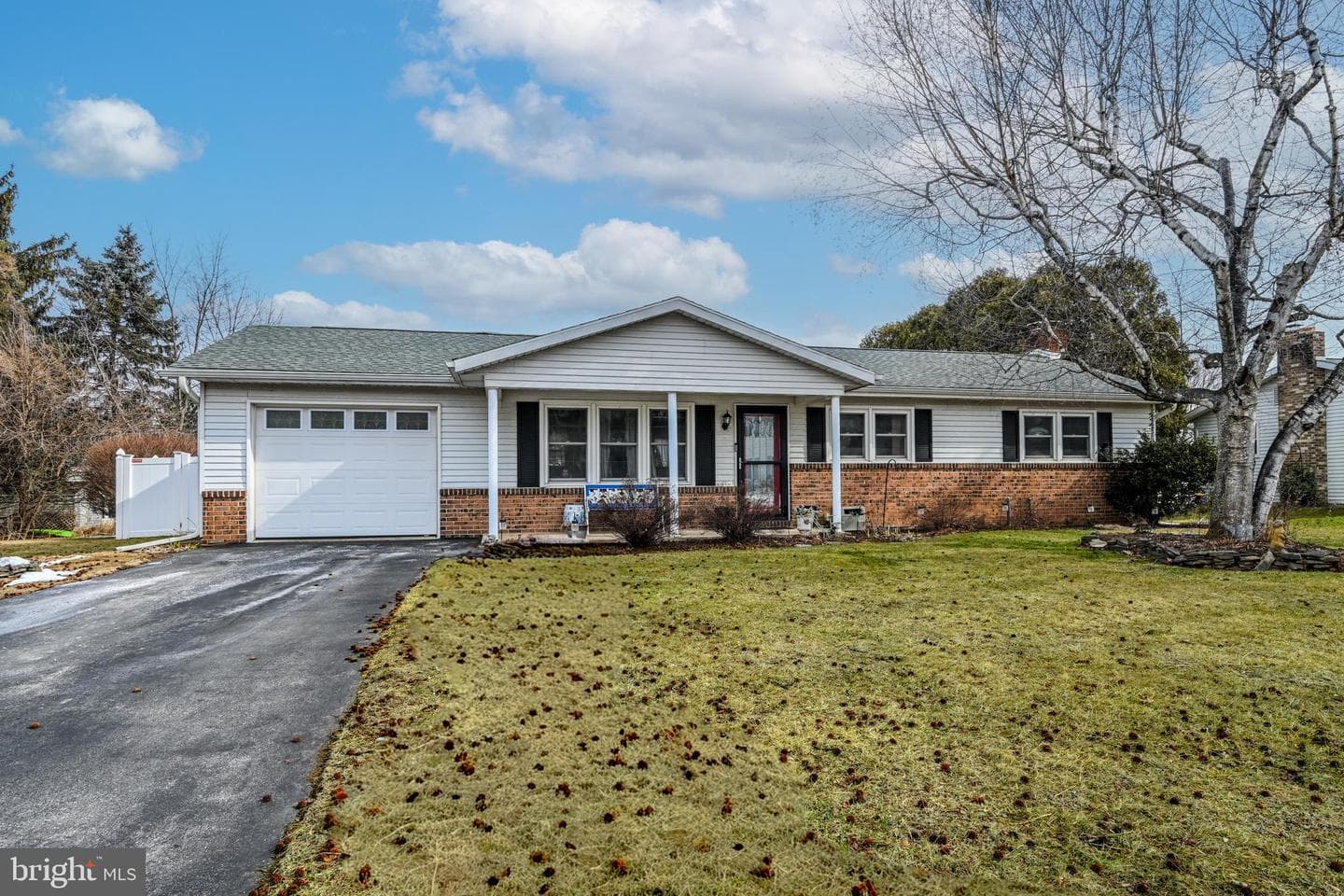 3541 Village Road photo 1