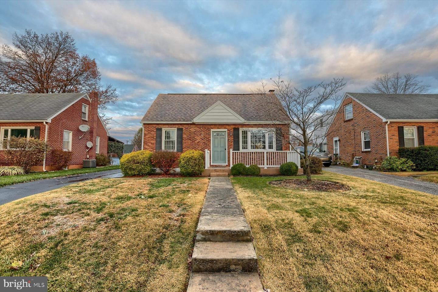 317 Greystone Road photo 1