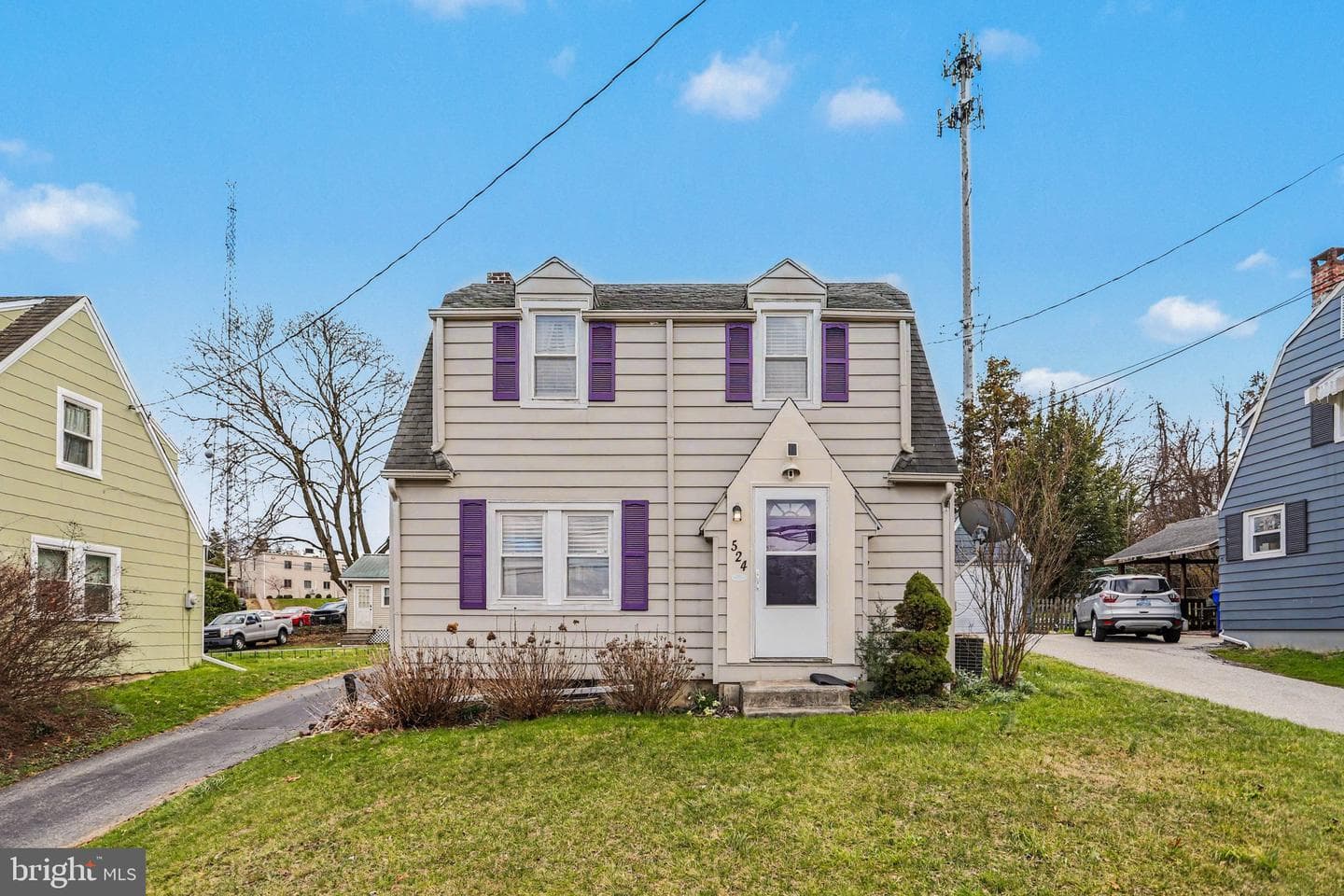 524 Hillcrest Road photo 1