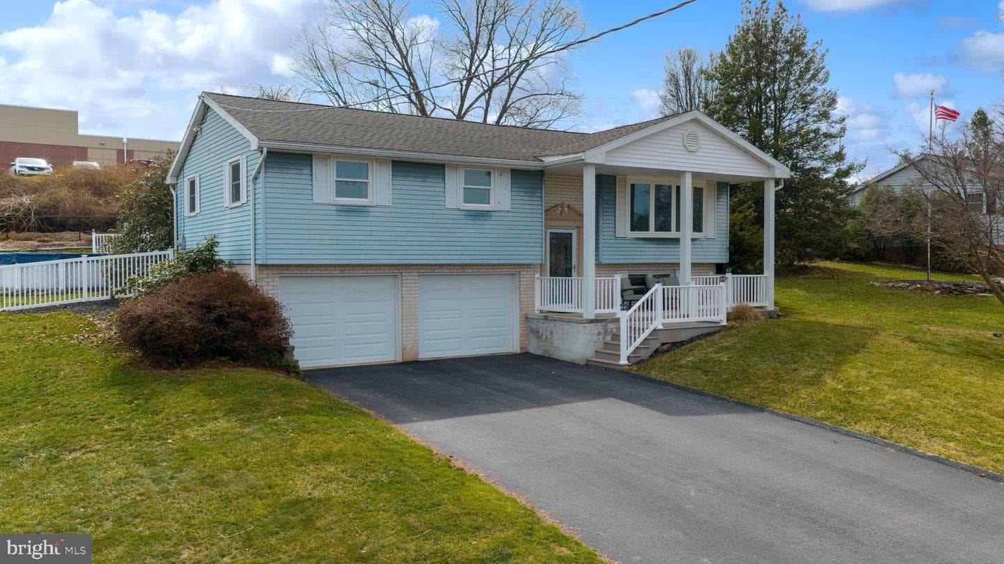 417 Frederick Drive photo 1