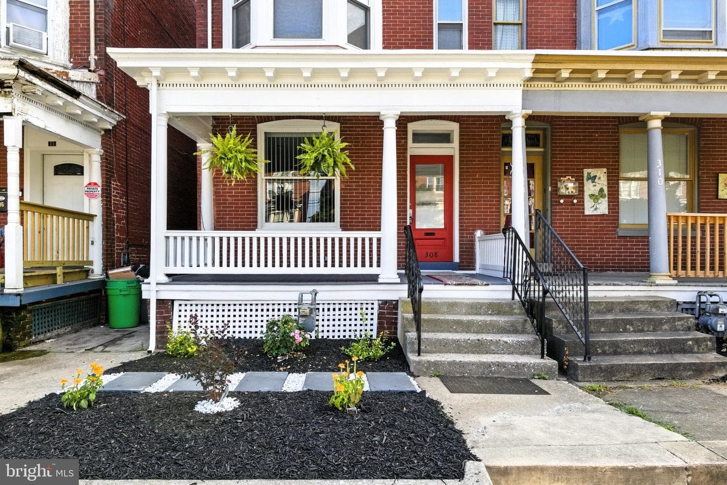 308 Carlisle Avenue photo 1