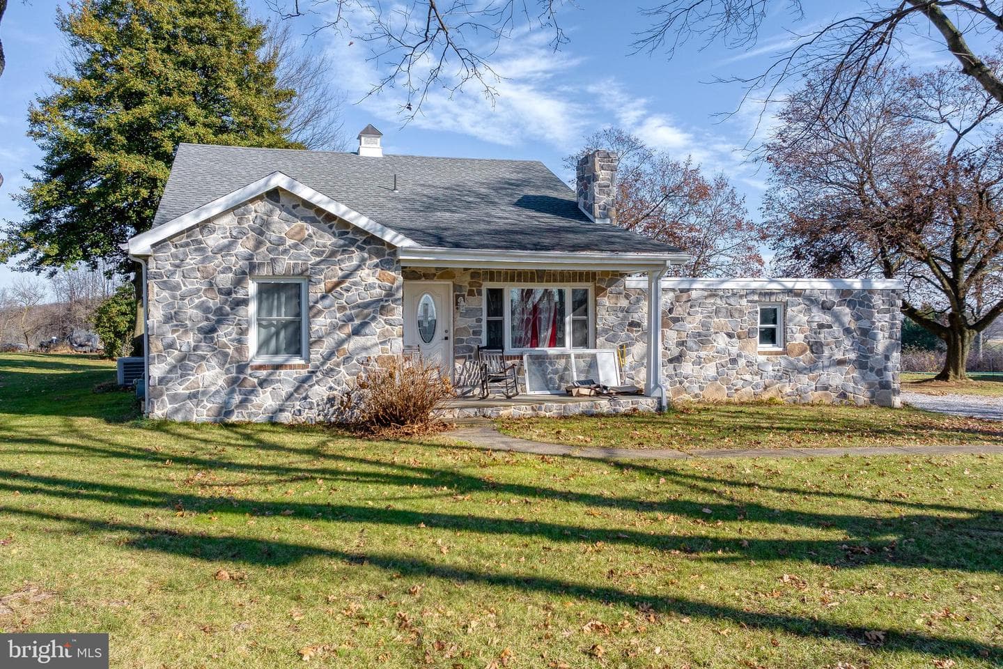 2925 Cape Horn Road photo 1
