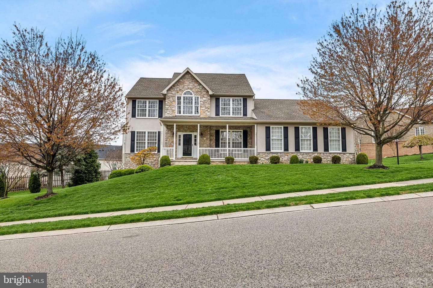 1115 Glen View Drive