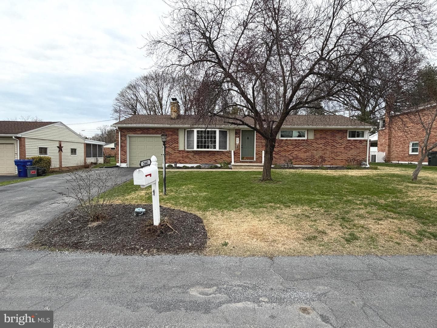 2441 Brookside Lane