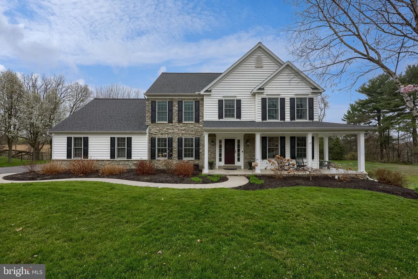 432 Bellaire Drive photo 1