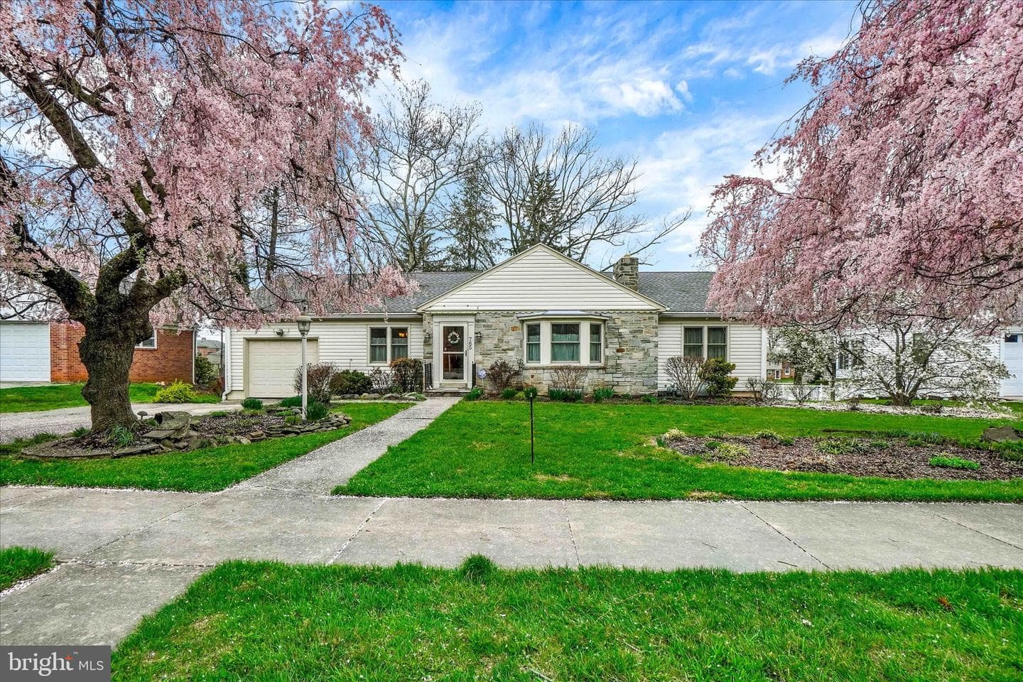 765 Country Club Road