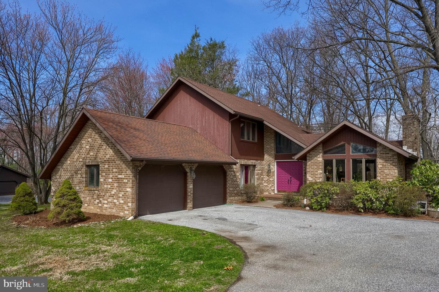2211 Rocky Ridge Court