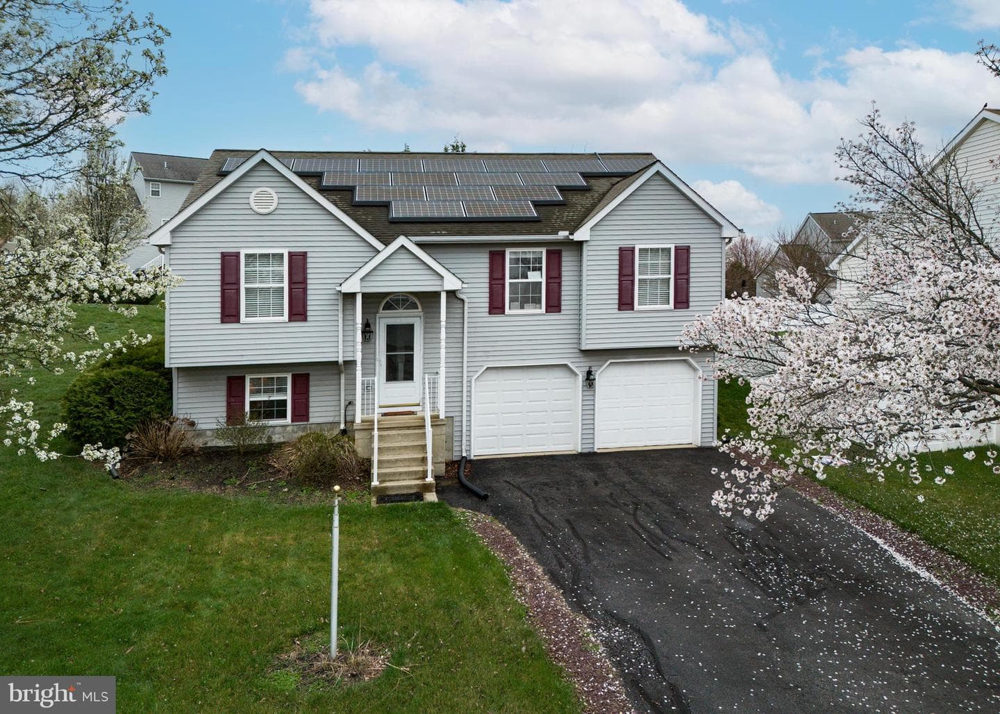 606 Butterfly Circle