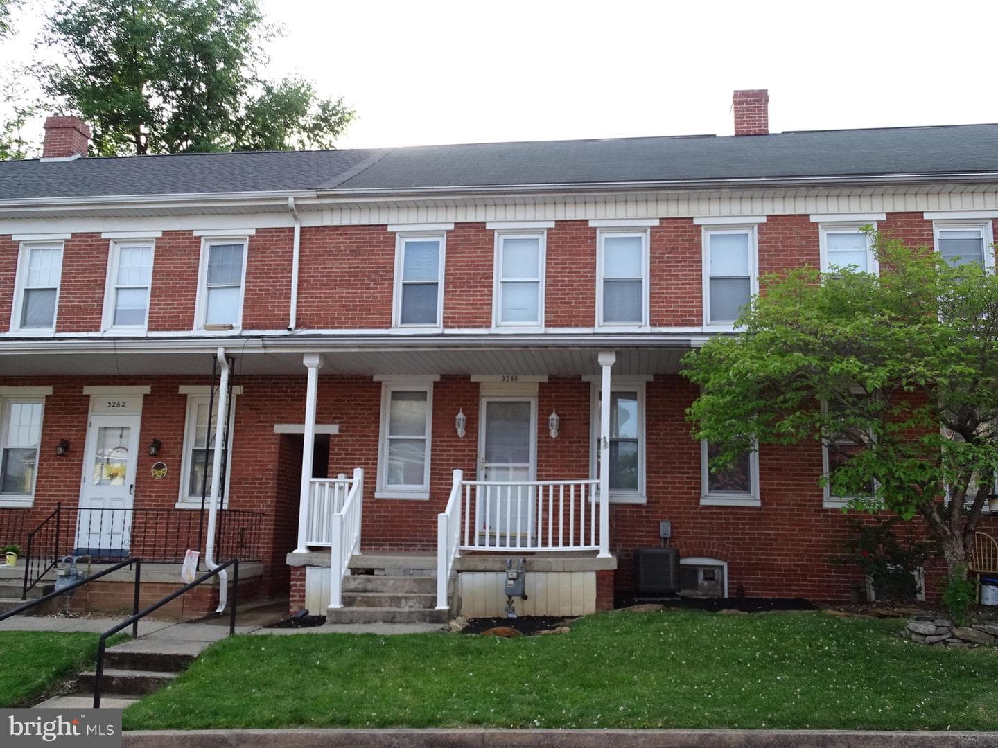 3266 Broad Street