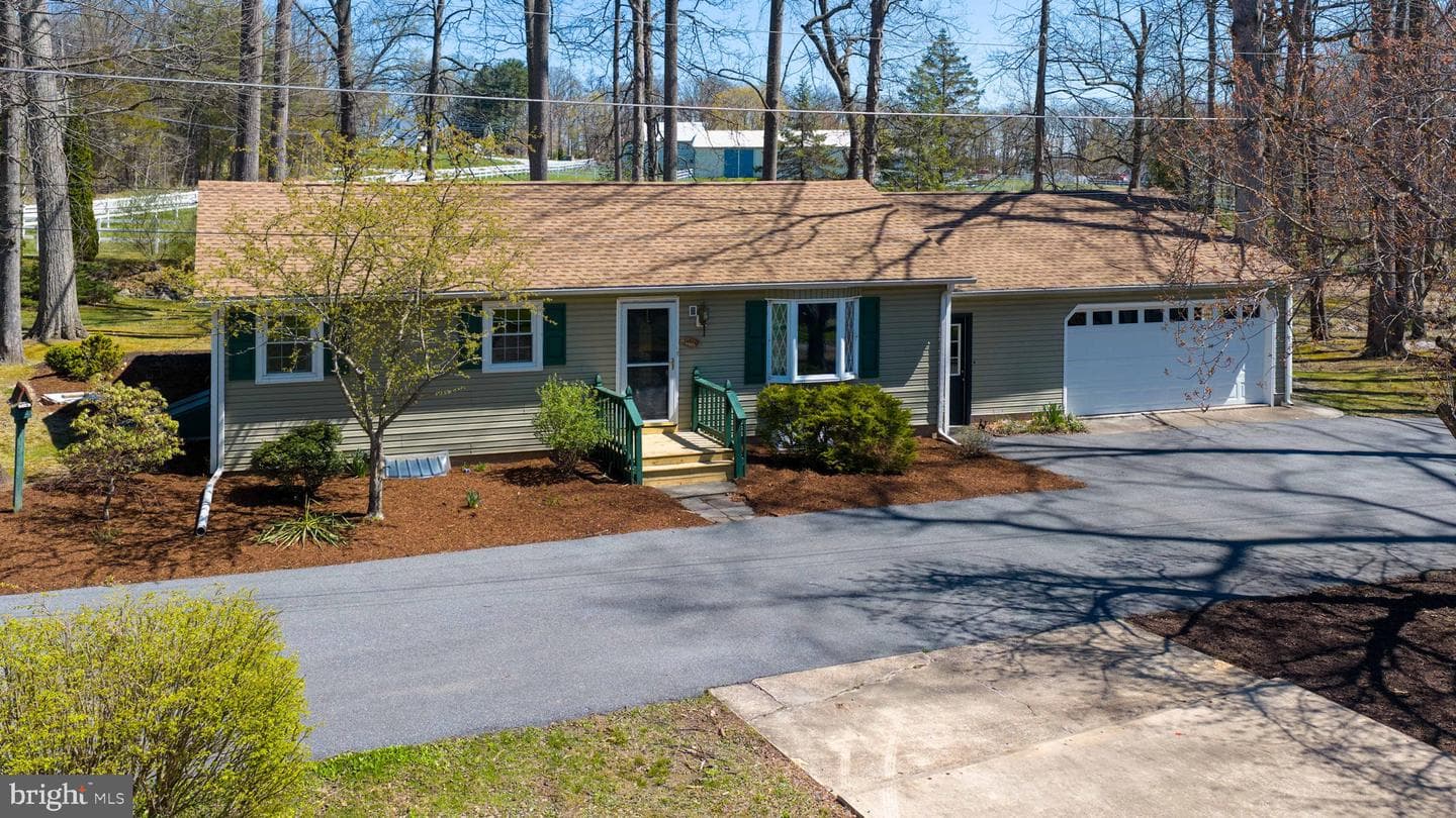 1411 S Mountain Road photo 1