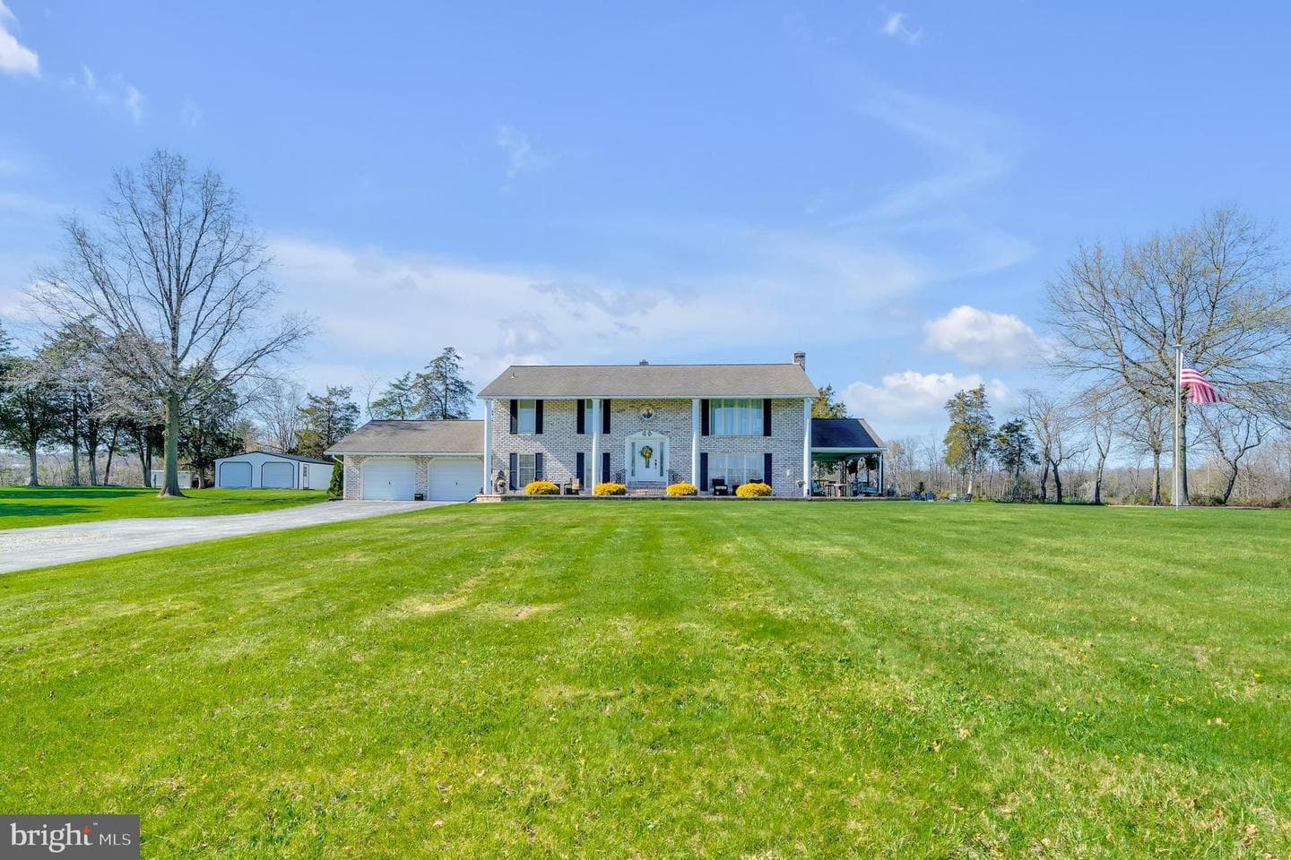 183 Roland Road photo 1