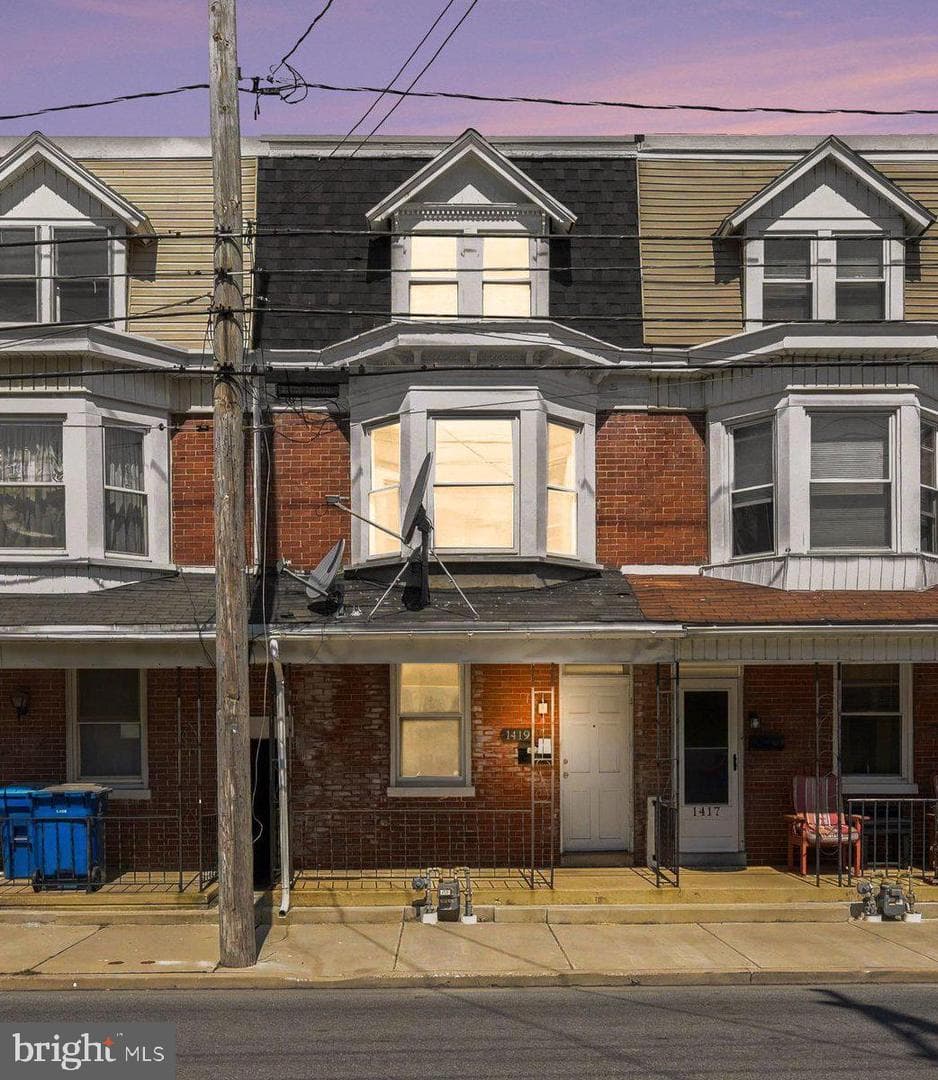 1419 W King Street