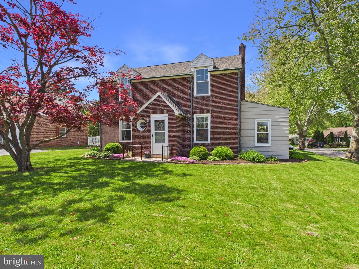 2301 Sunset Lane