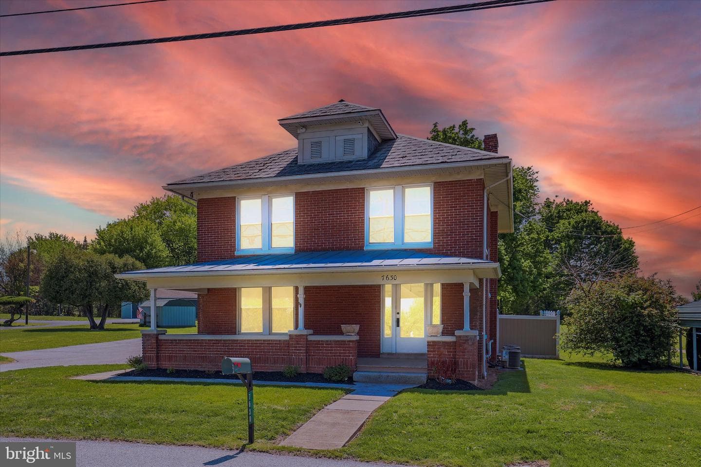 7630 Lincoln Highway