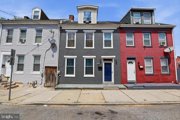 47 E South Street