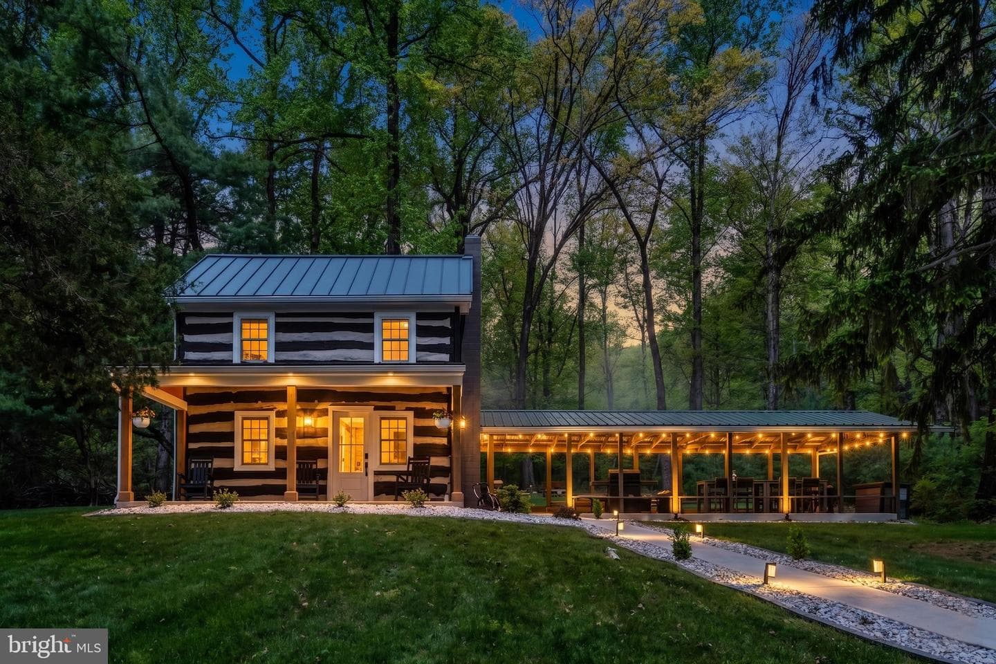 1134 S Mountain Road photo 1