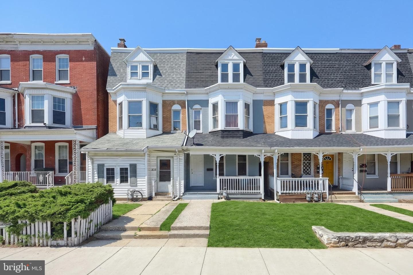 833 Linden Avenue, York