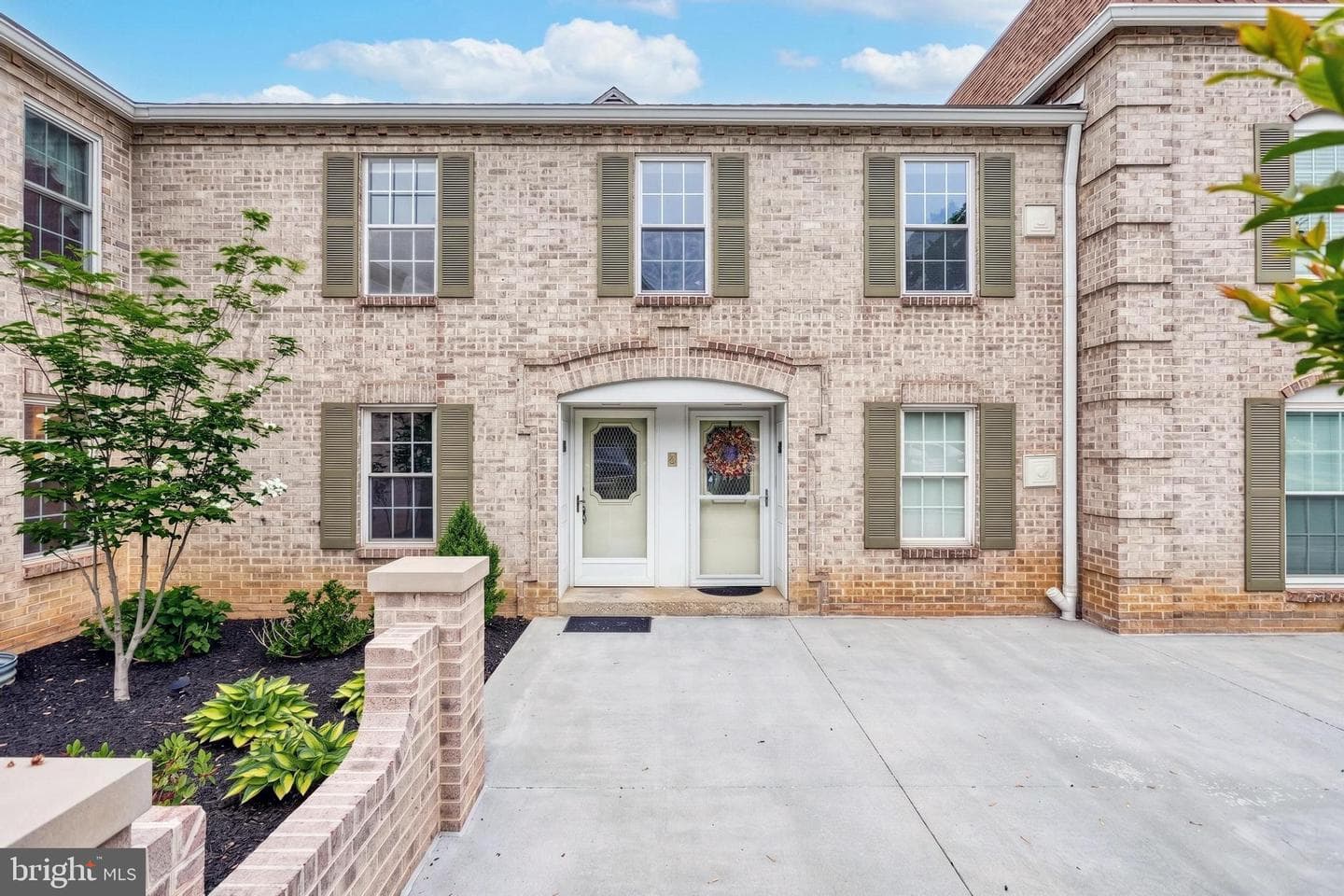 1000 Country Club Road #8