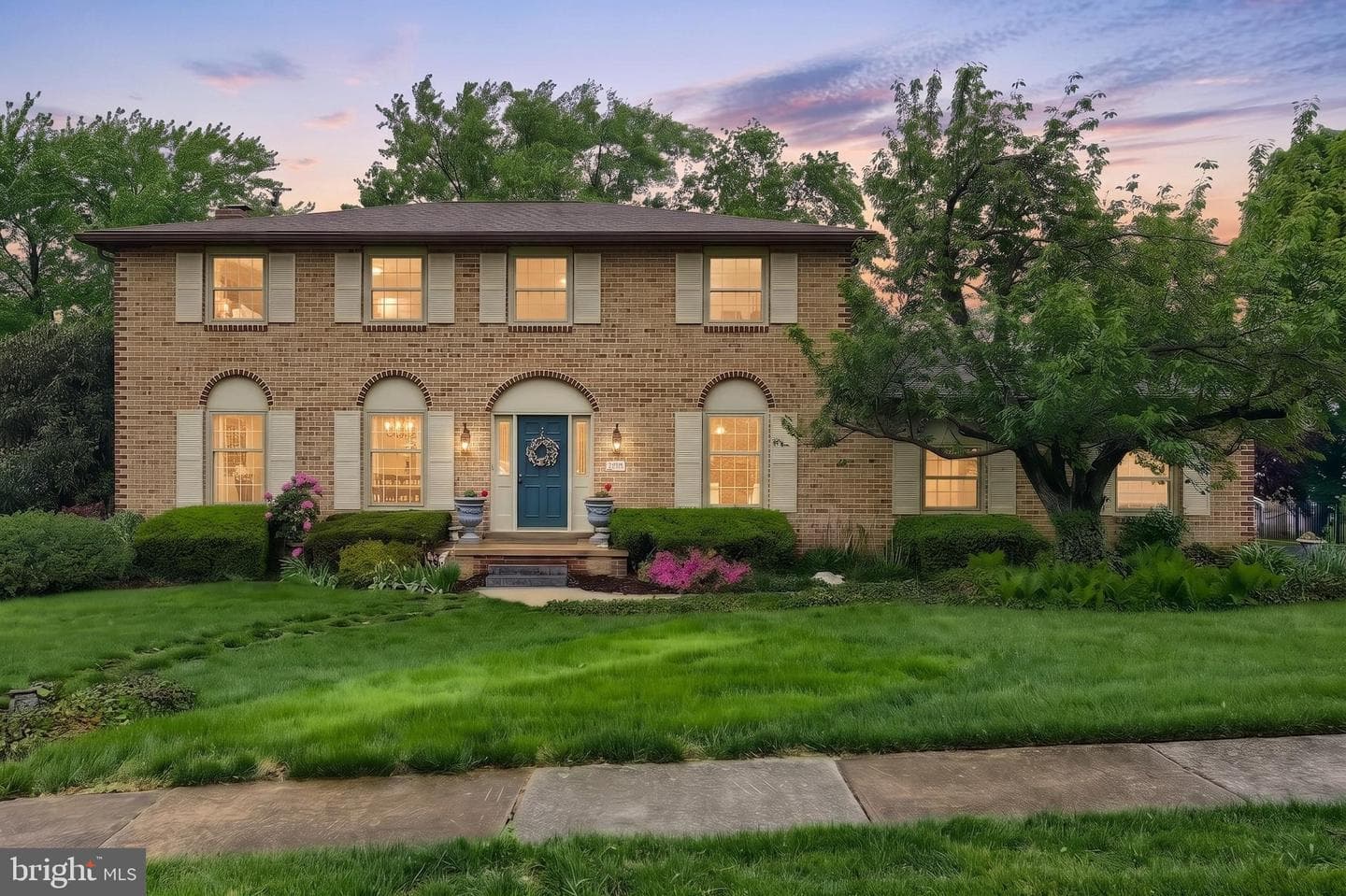 3220 Round Hill Road