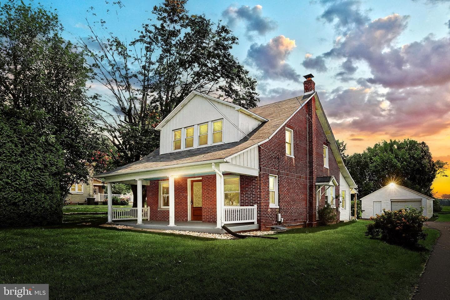 2280 Delta Road photo 1