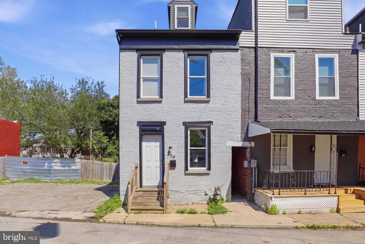 239 Franklin Way