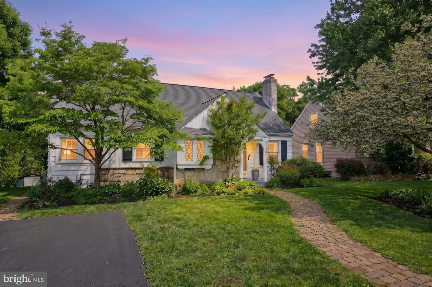 831 Rathton Road