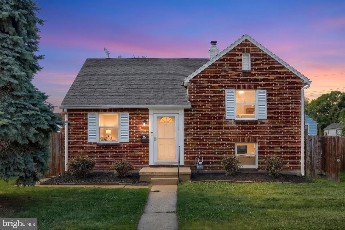 724 Village Road, York