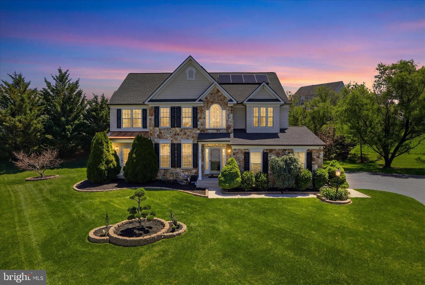 7689 Pinewild Road