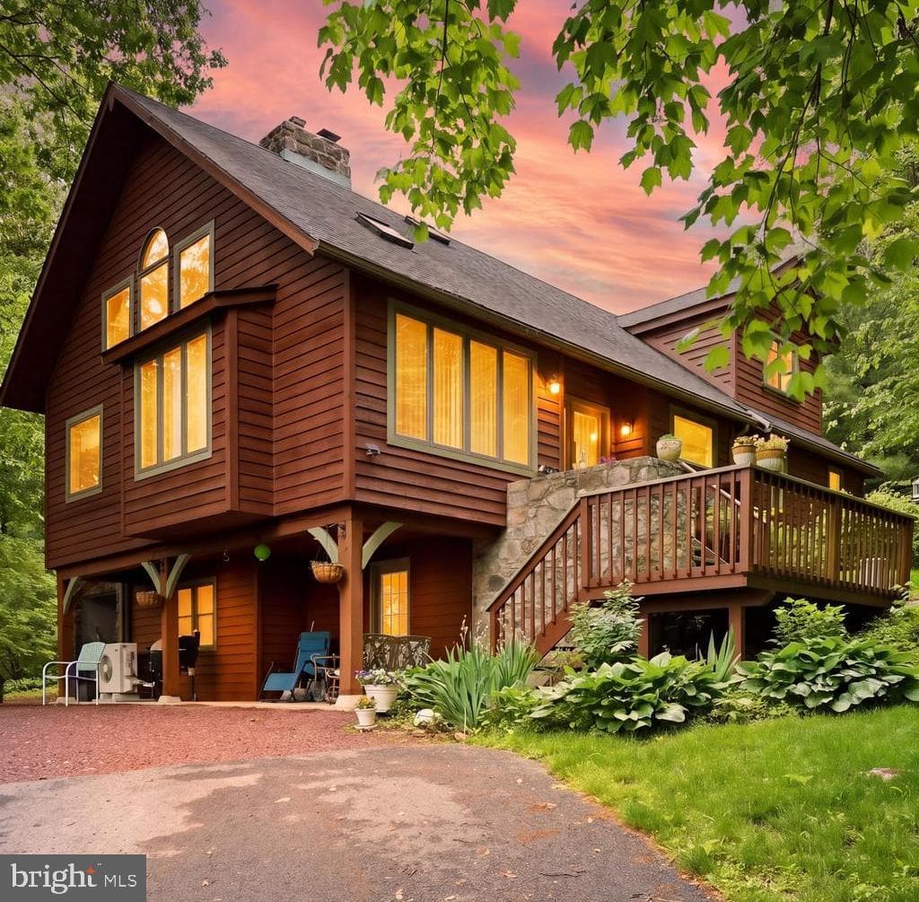 105 Blair Mountain Road photo 1