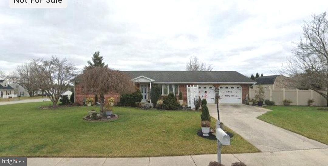 2111 Pineview Circle