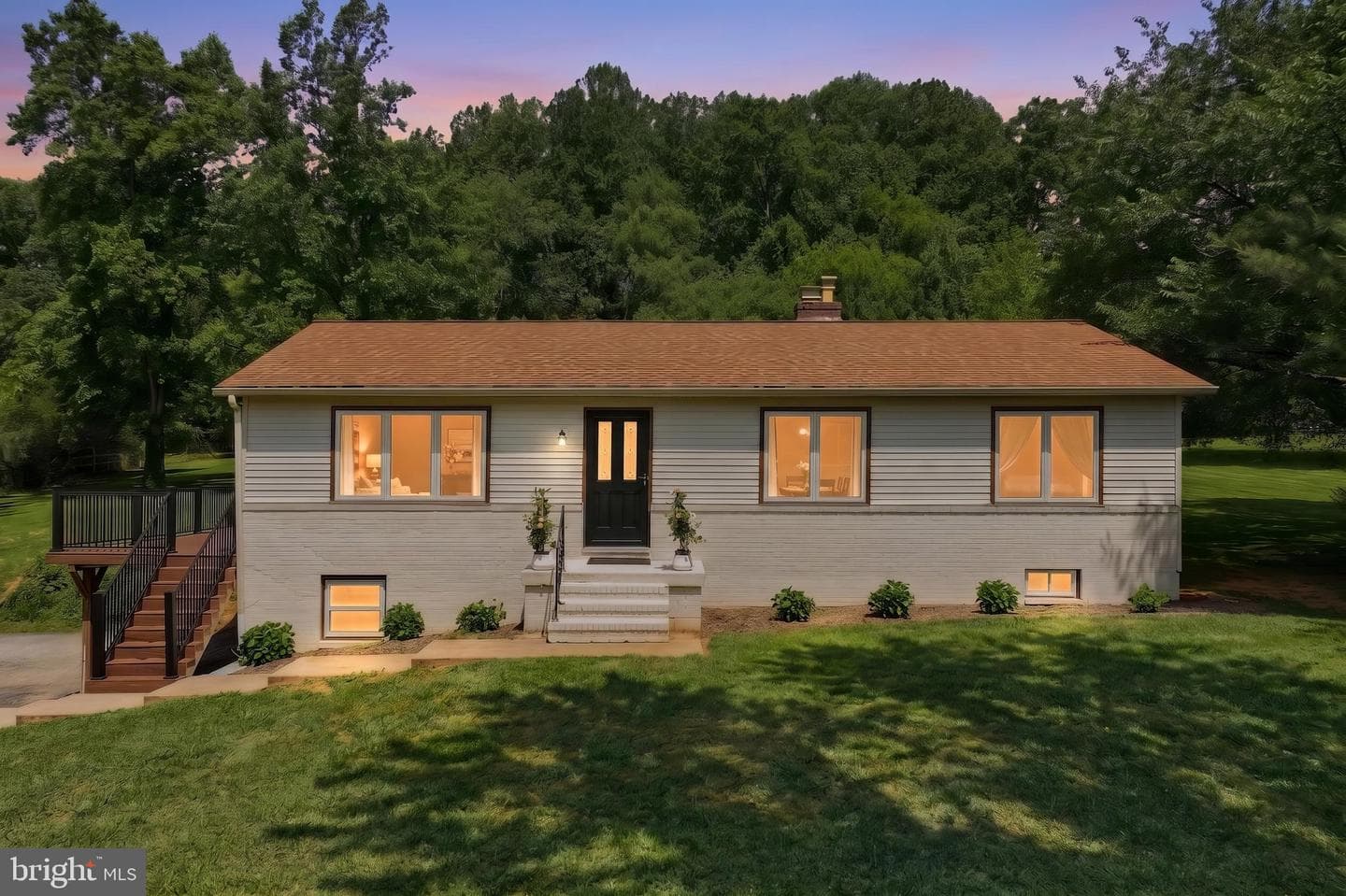 5007 Woods Road photo 1