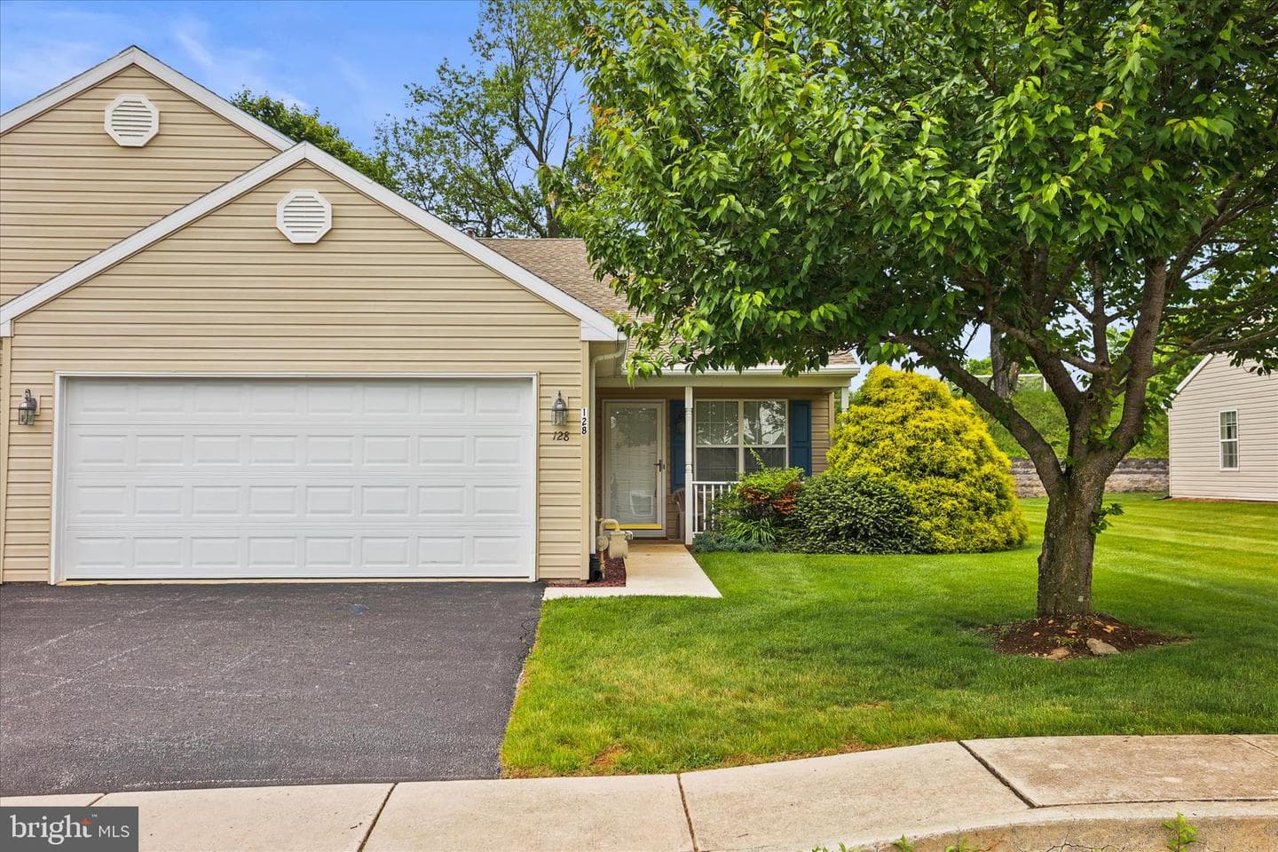 128 Furlong Way #128