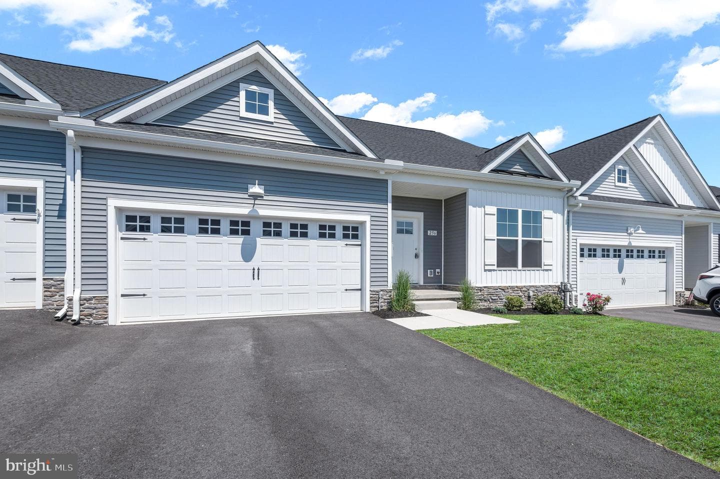 216 Ridge View Lane, Hanover