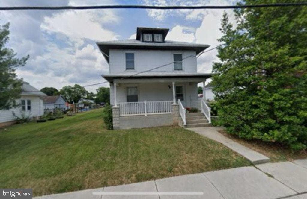 53 E George Street