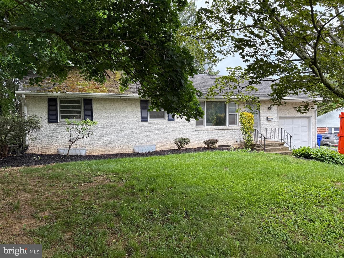 34 Woodland Drive, York