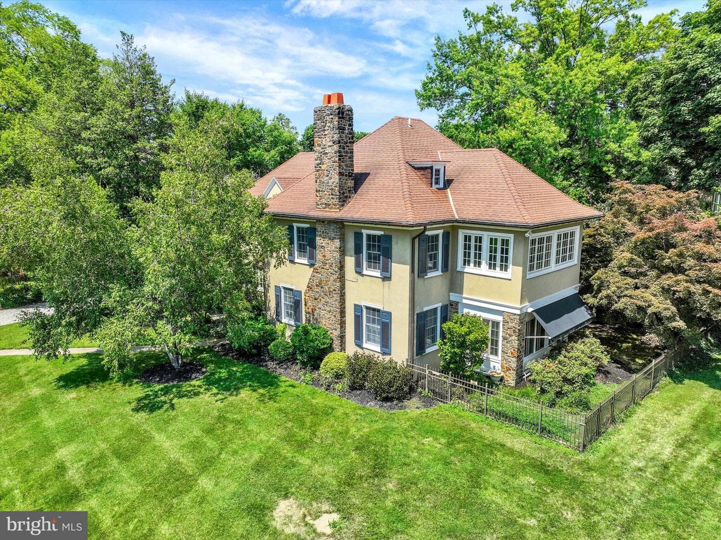 915 Arlington Road, York