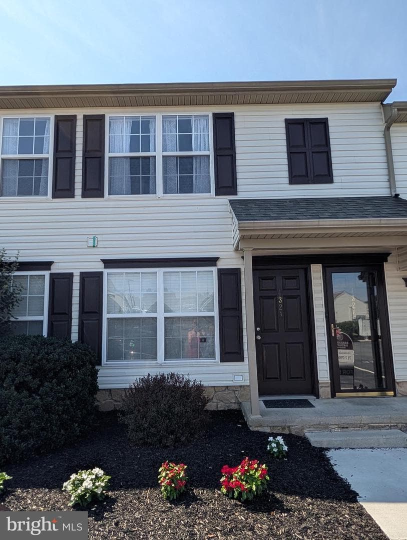 432 Buttonwood Lane #432b, York
