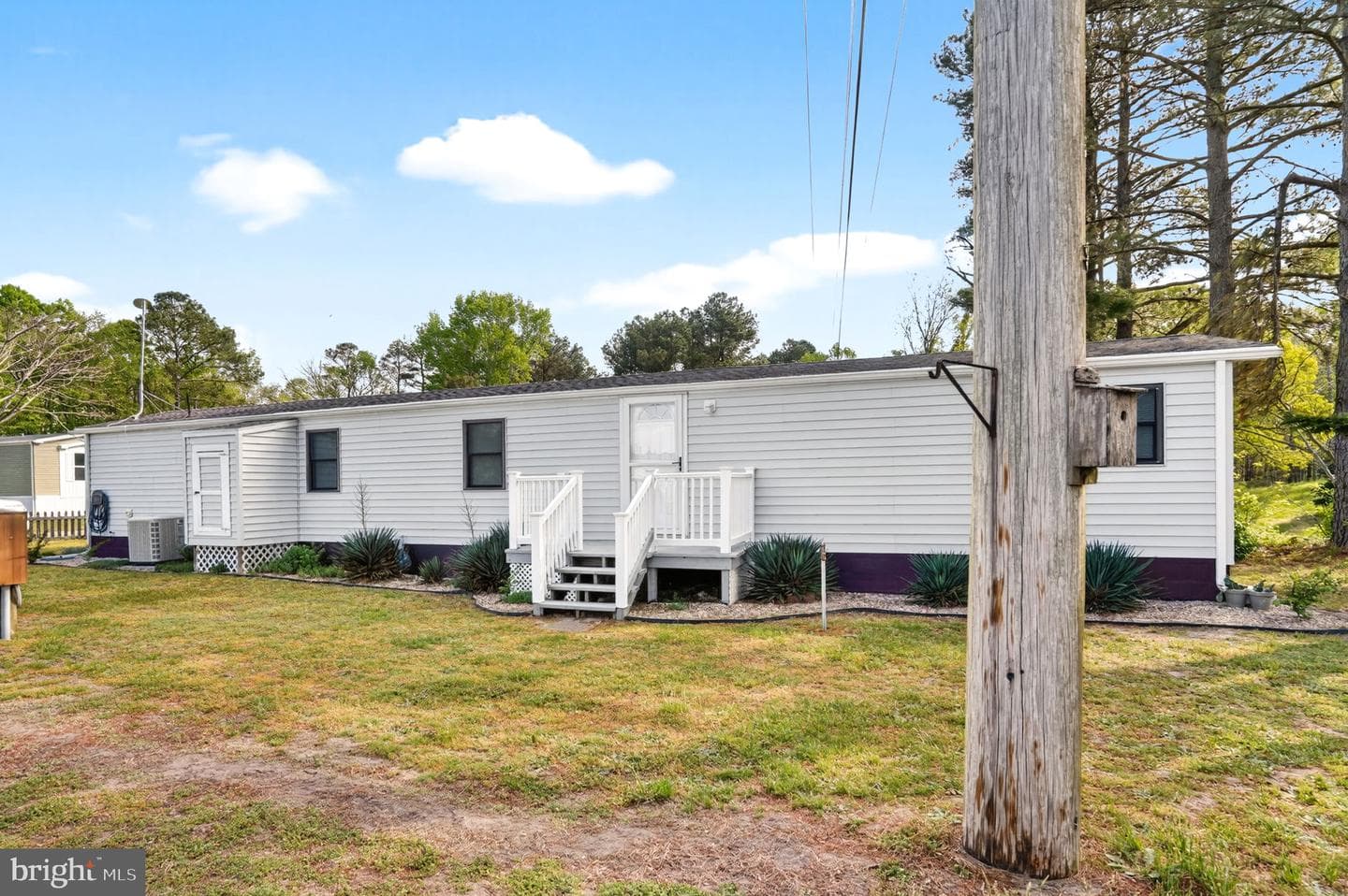 33238 Evergreen Drive photo 1