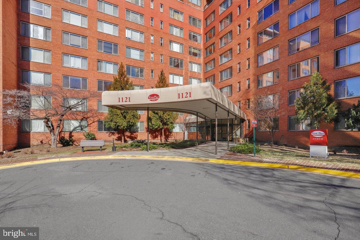 1121 Arlington Boulevard #934 photo 1