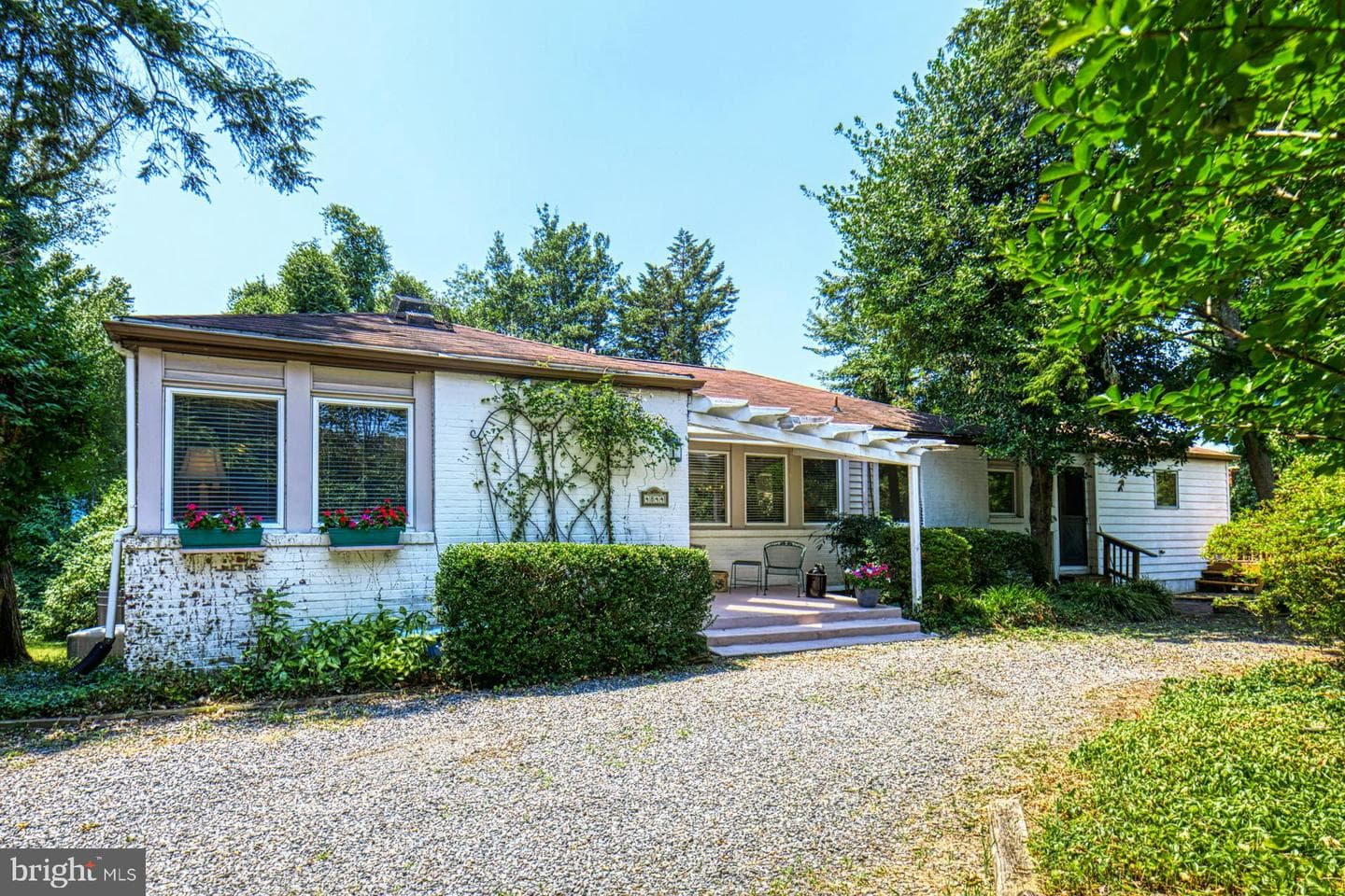 4844 Old Dominion Drive photo 1
