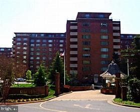 1111 Arlington Boulevard #316 photo 1