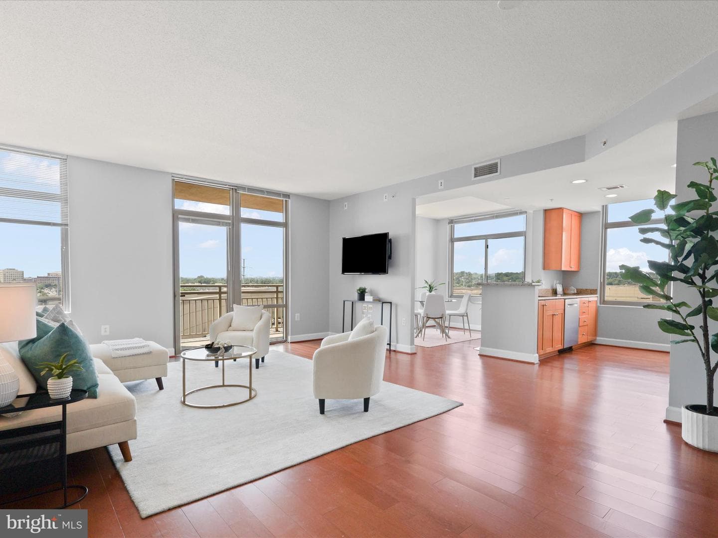3650 S Glebe Road #851 photo 1