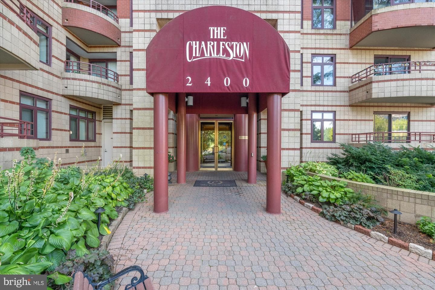 2400 Clarendon Boulevard #606 photo 1