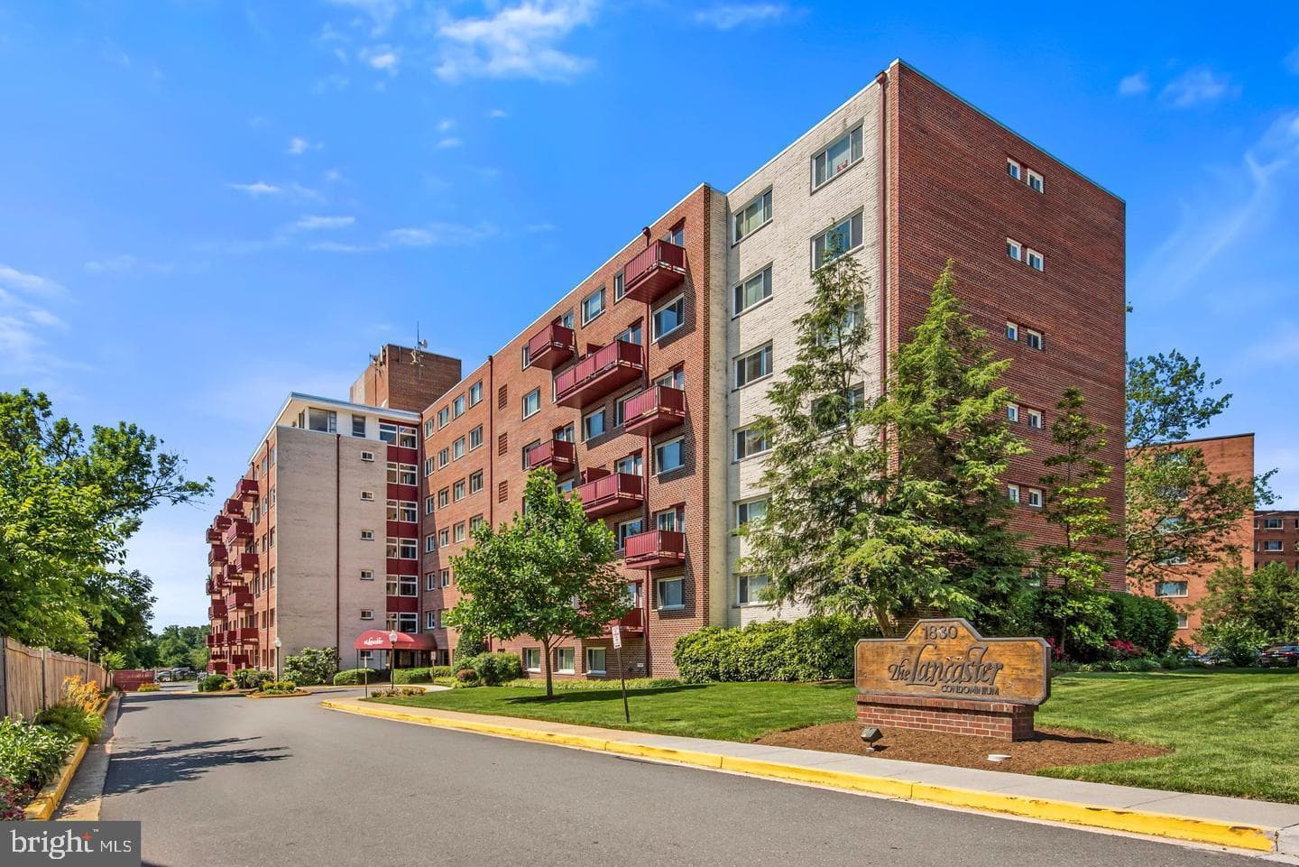 1830 Columbia Pike #409 photo 1
